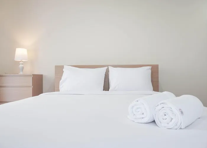 Nice And Comfort 2Br At Pejaten Park Apartment By Travelio