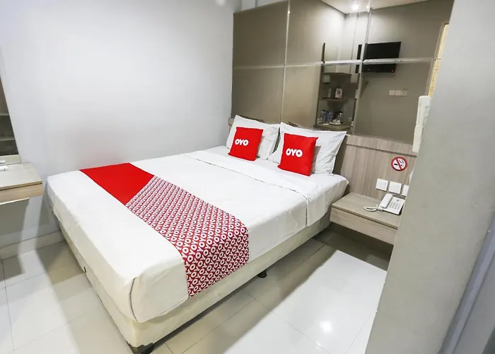 Super Oyo Capital O 90056 Wisma Kebon Kacang 9