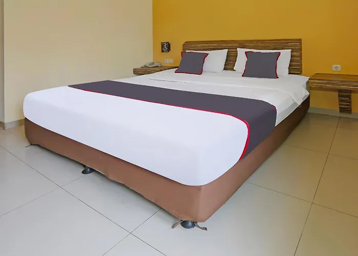 Super Oyo Collection O 92130 Hotel Fiducia Kaji