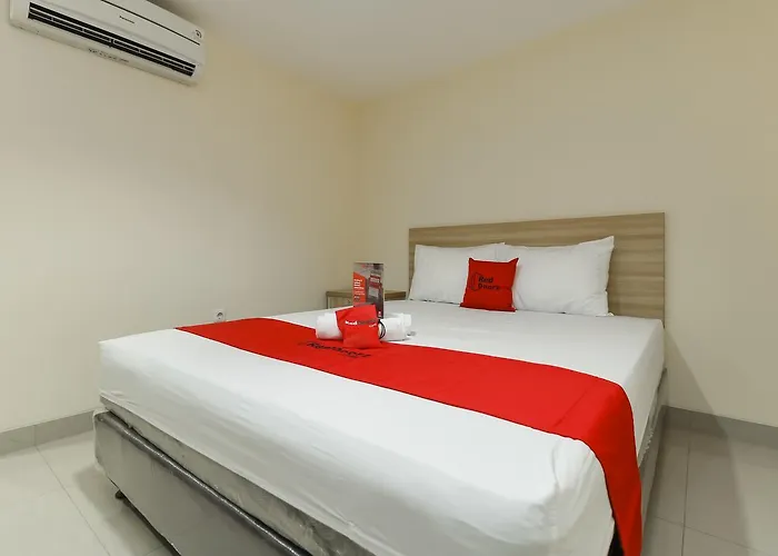 Reddoorz Near Harmoni Gajah Mada