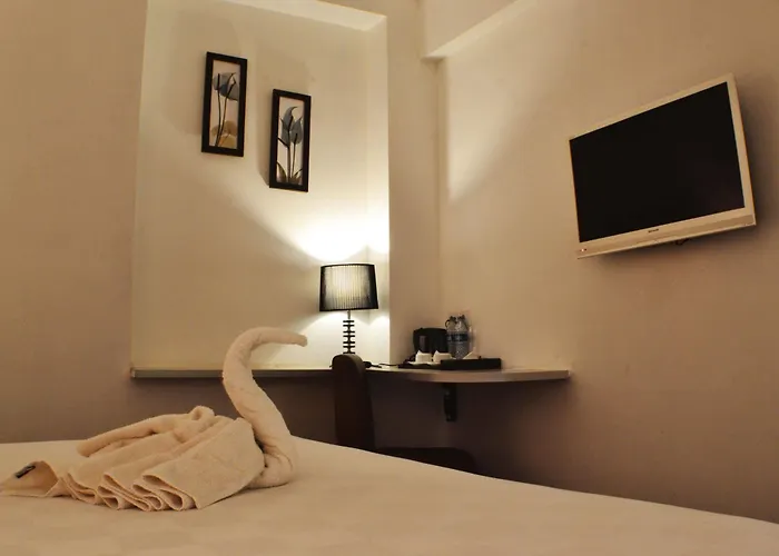 Maven Fatmawati Hotel
