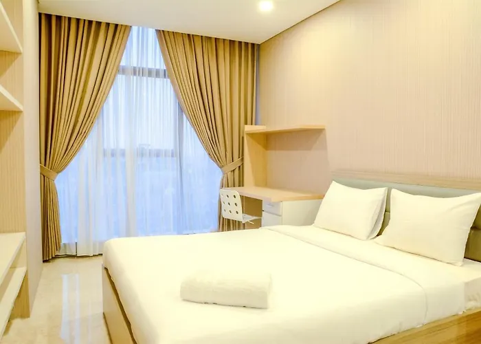 Spacious And Modern 2Br L\'Avenue Apartment By Travelio