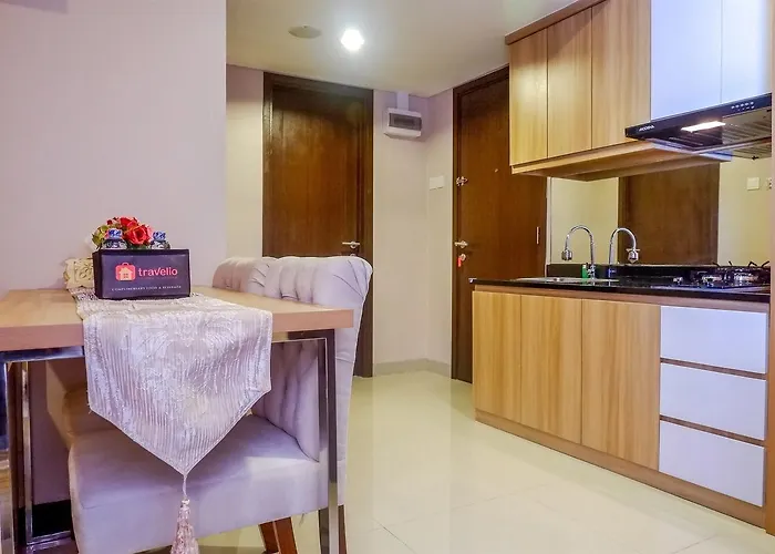 Warm Interior 3Br Apartment H Residence Near Mt Haryono And Cawang By Travelio
