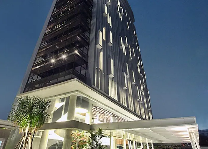 Ra Premiere Simatupang