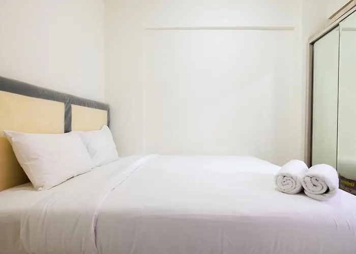 Comfortable 2Br Green Pramuka City Apartment By Travelio