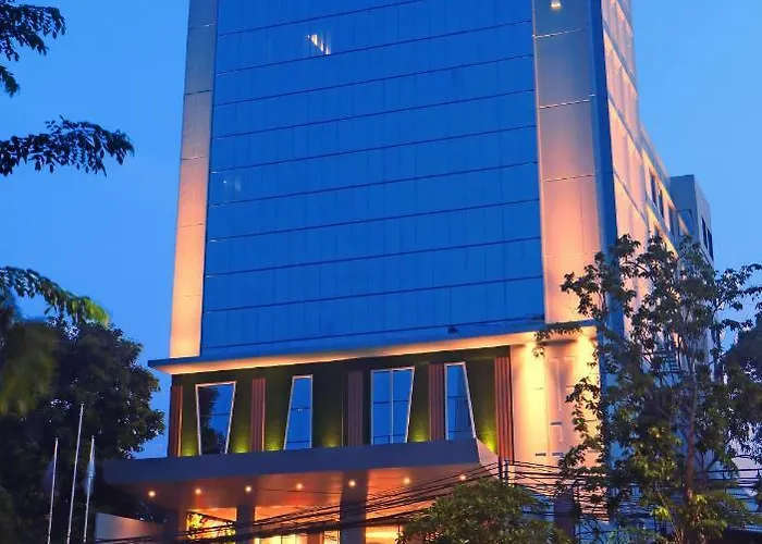 Luminor Hotel Jakarta Kota By Wh