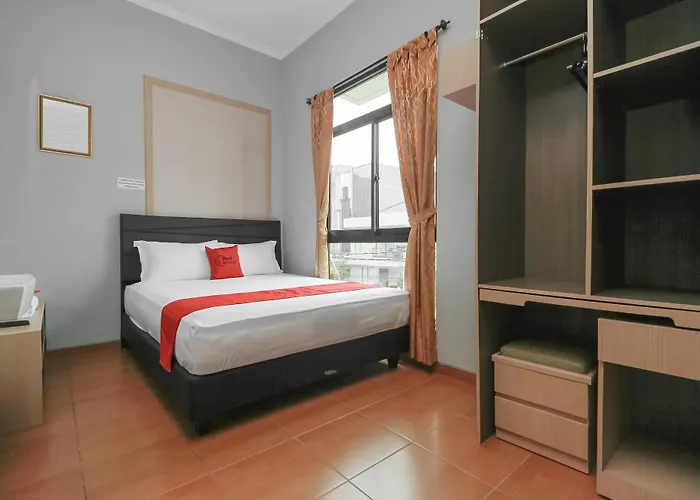 Reddoorz Near Manggarai Station 2