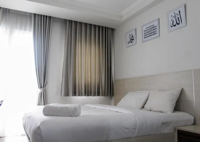 Comfy And Strategic Studio Signature Park Grande Apartment By Travelio