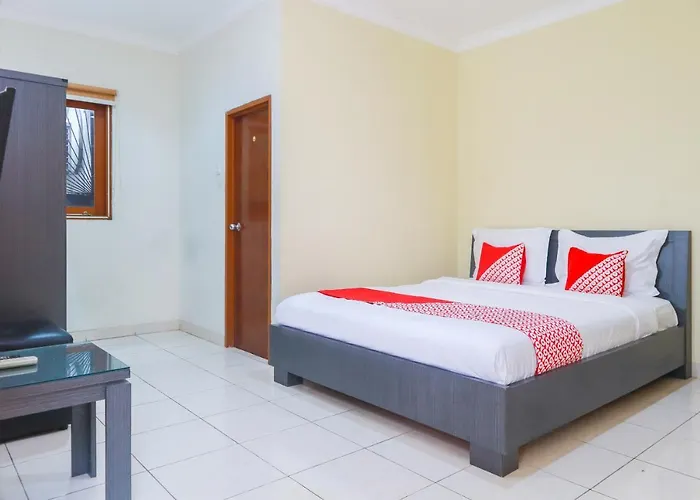 Oyo 2196 Ss Homes