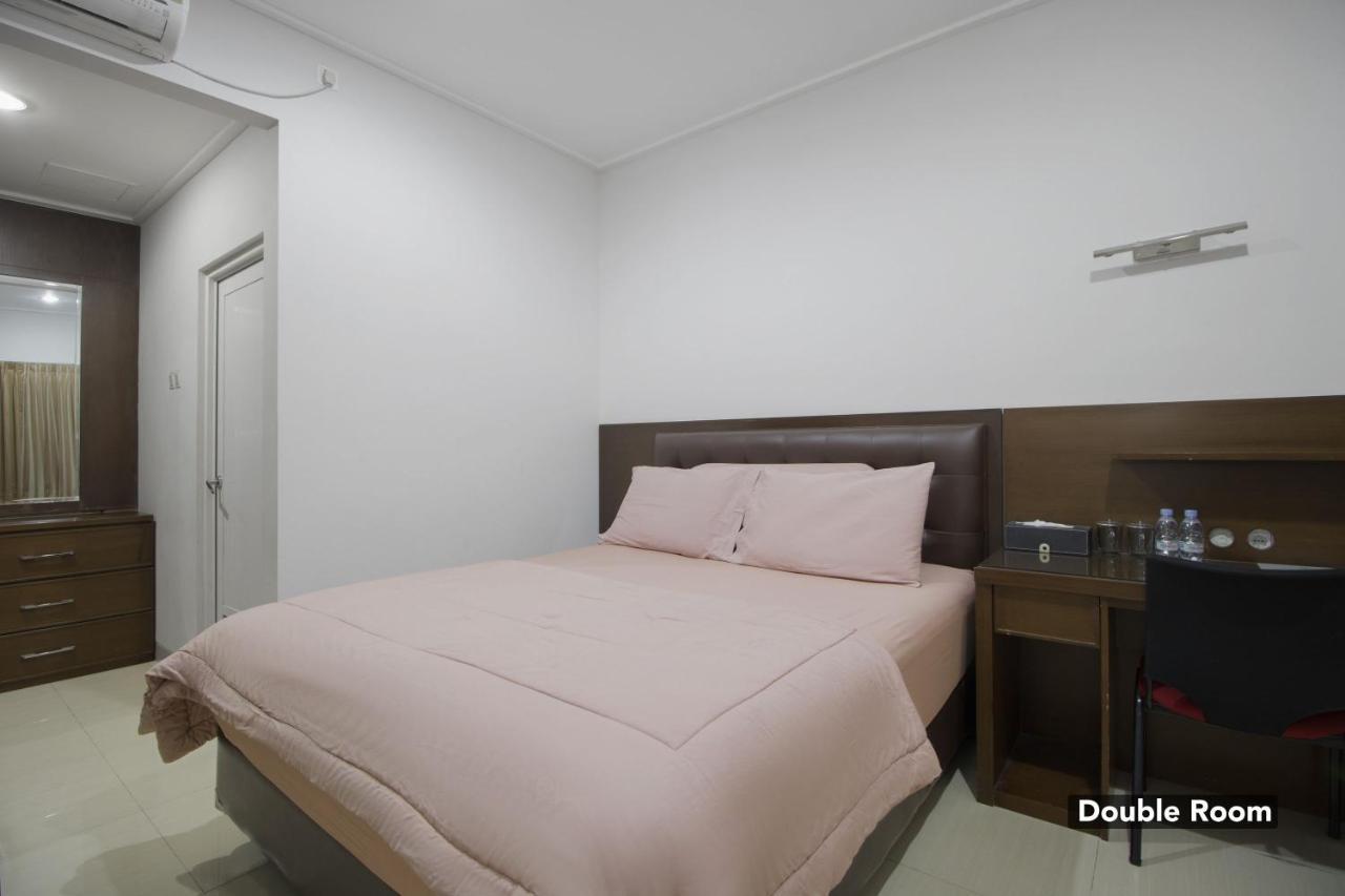 Bendungan Hilir Guest house 2*
