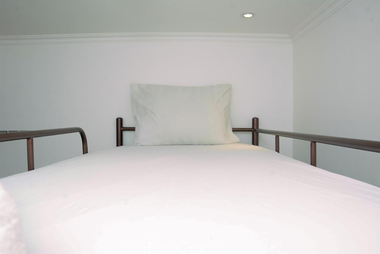 Apartment Comfortable 2br Glodok By Travelio