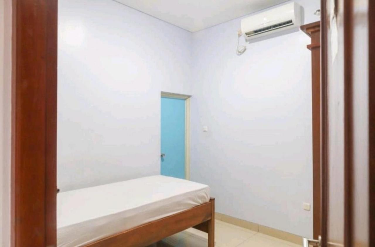 Hotel Koolkost Syariah @ Duri Kosambi Jakarta