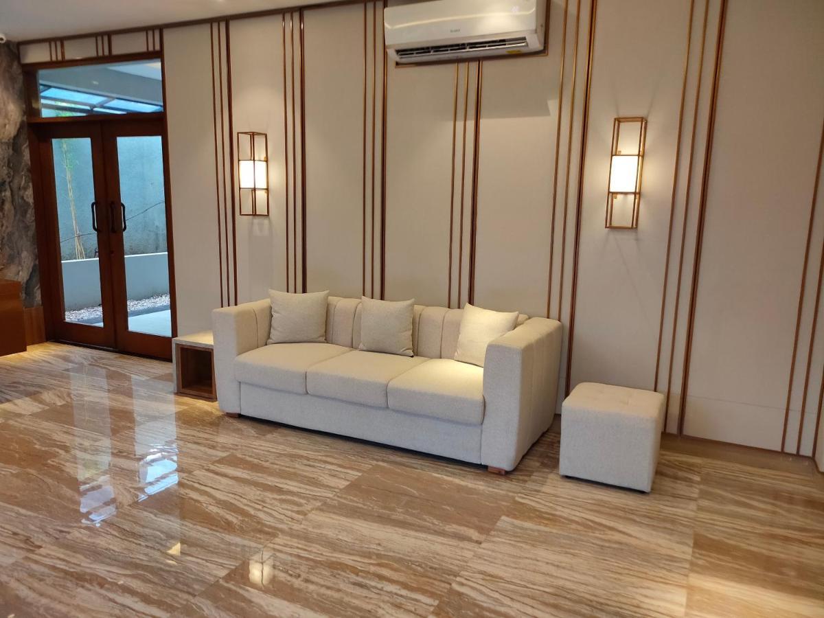 Adotel 2* Jakarta