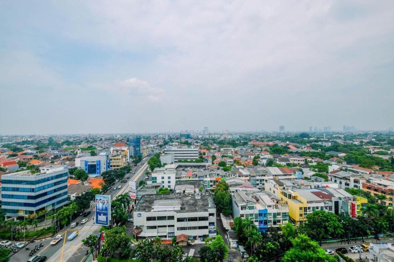 Cozy 2br Nine With View By Travelio * Jakarta