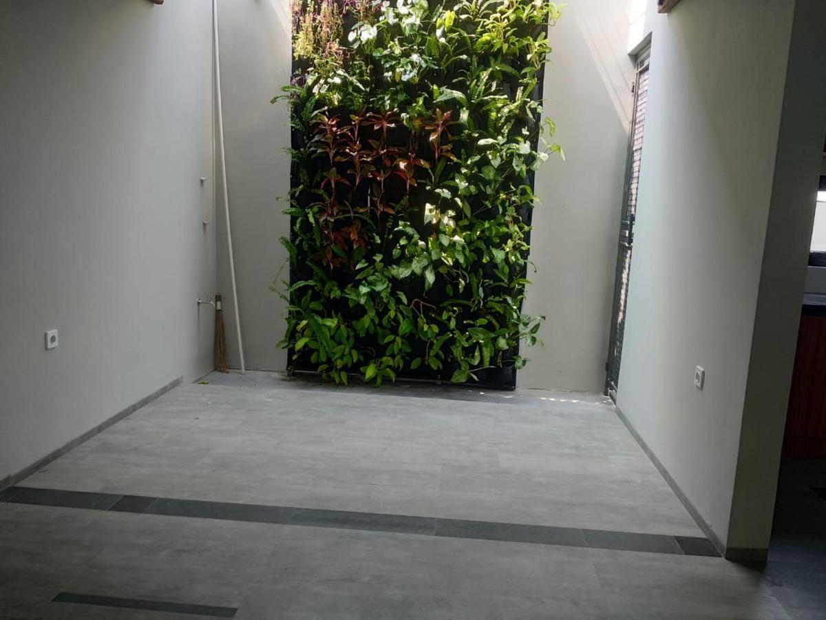 Guest house Reddoorz Near Radio Dalam 3 Jakarta