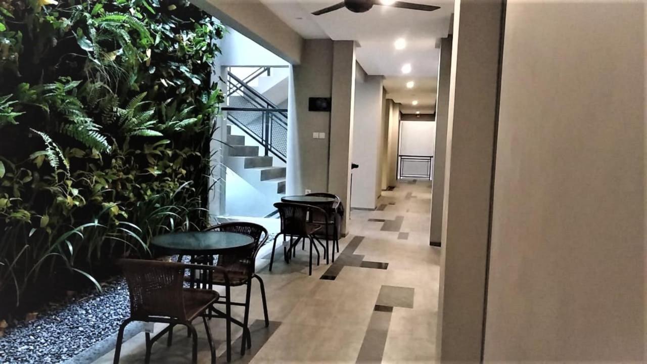 Reddoorz Near Radio Dalam 3 Jakarta