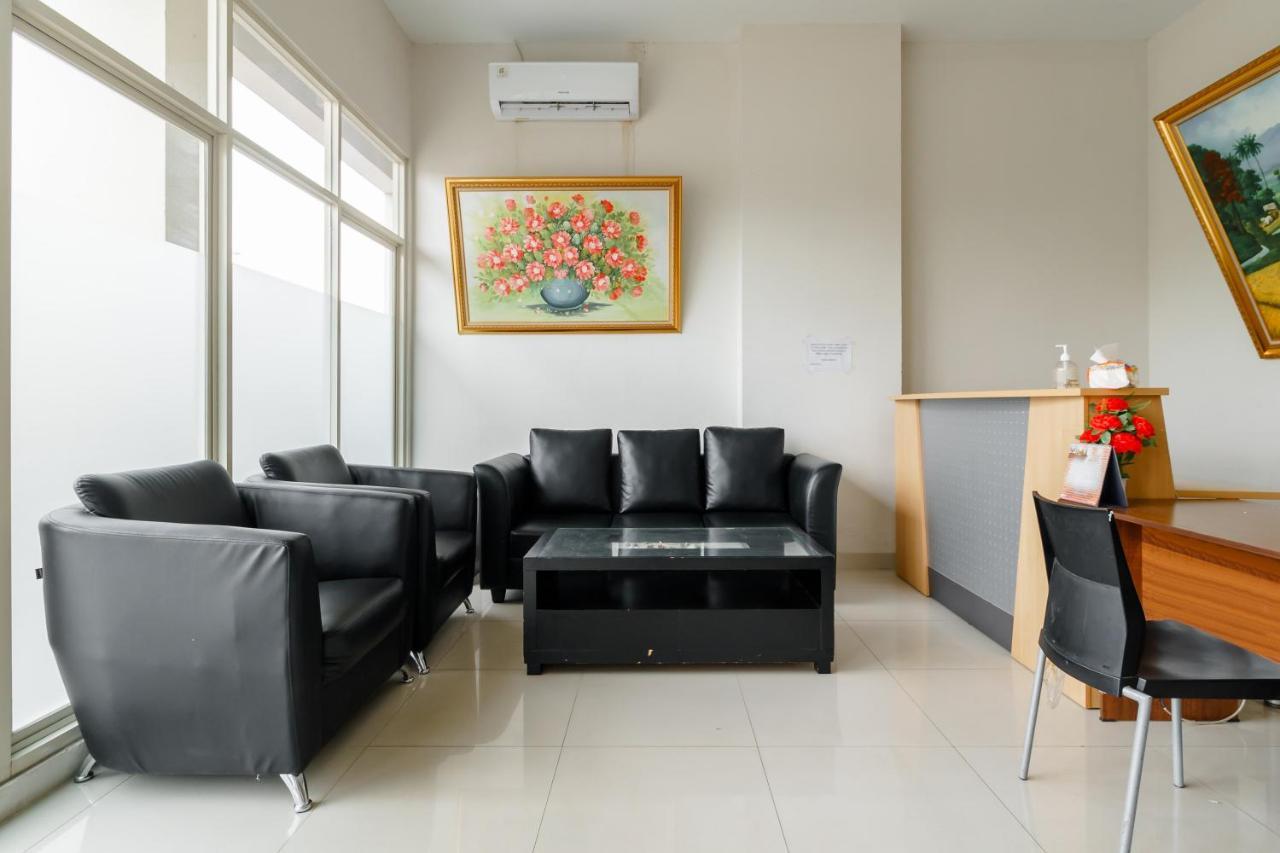 Apartment Redliving Green Lake View Cimanggis - Win Jakarta