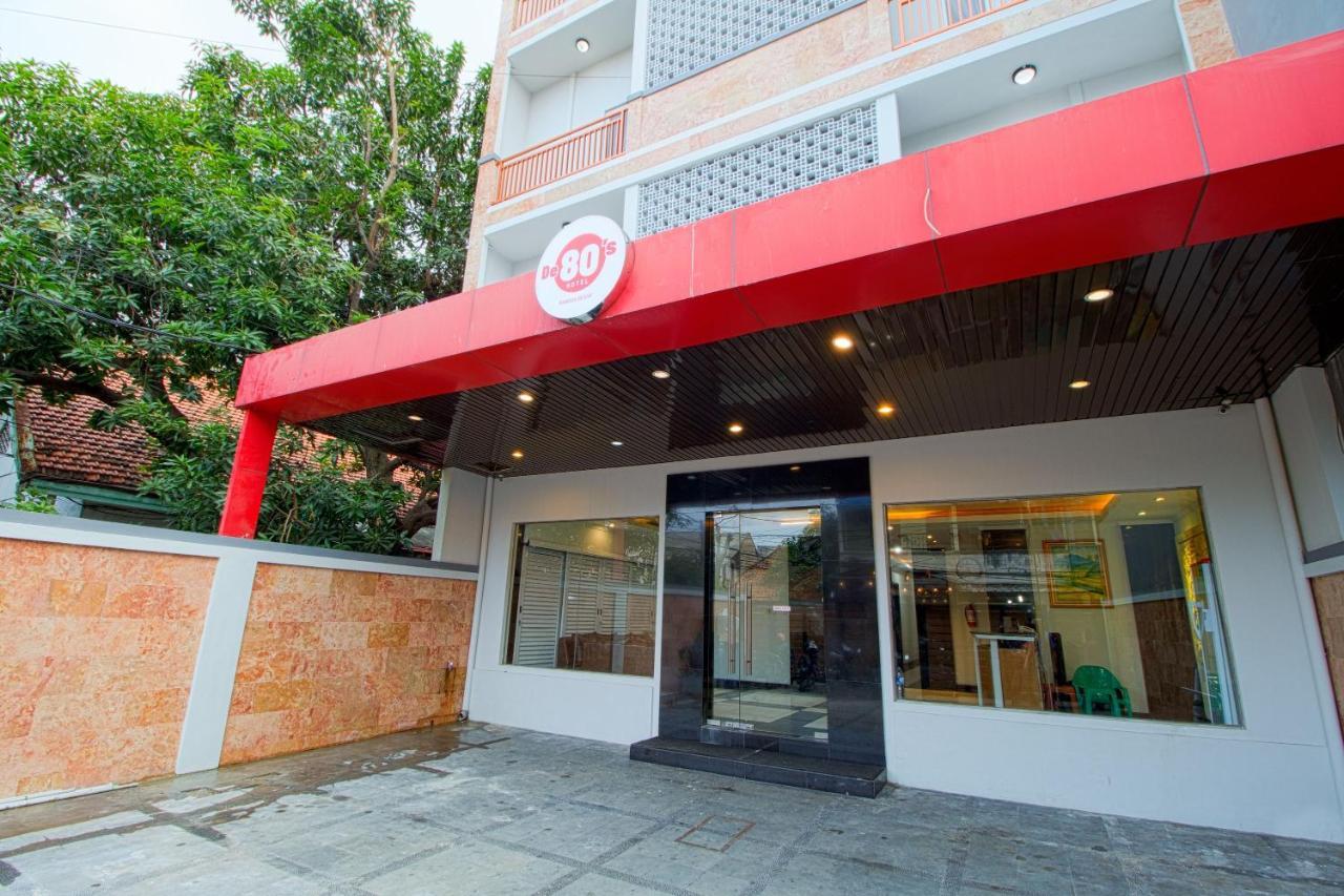 De 80's Ekonomi Guest house 2*