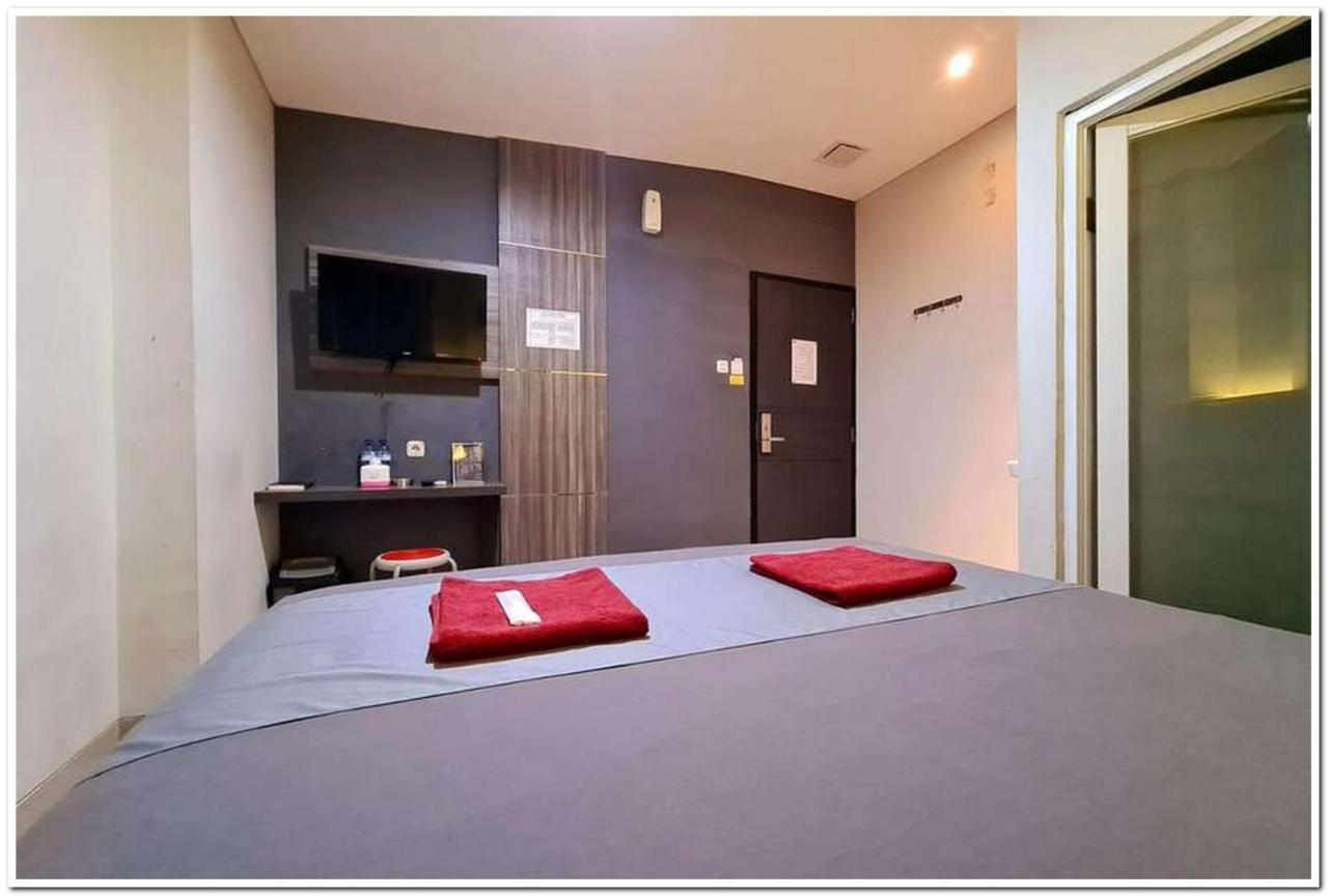 Biz Hotel *