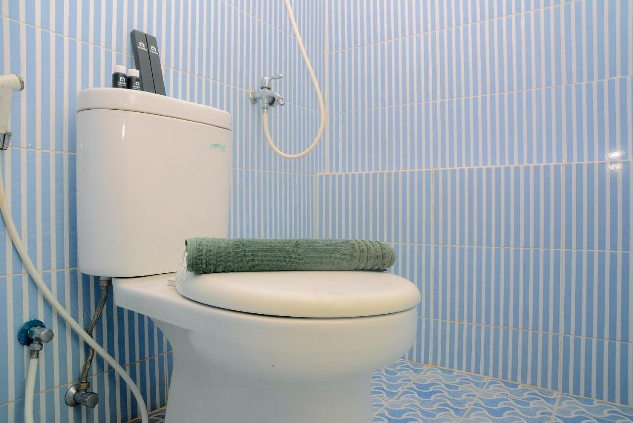 Comfortable And Fully Furnished 2br Bassura By Travelio Jakarta