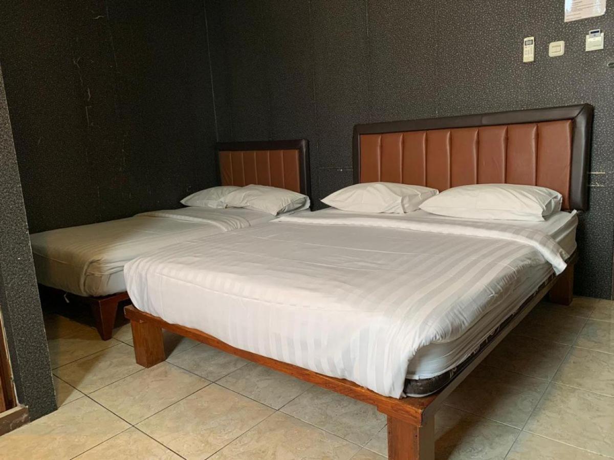 Rumah Shinta Hotel