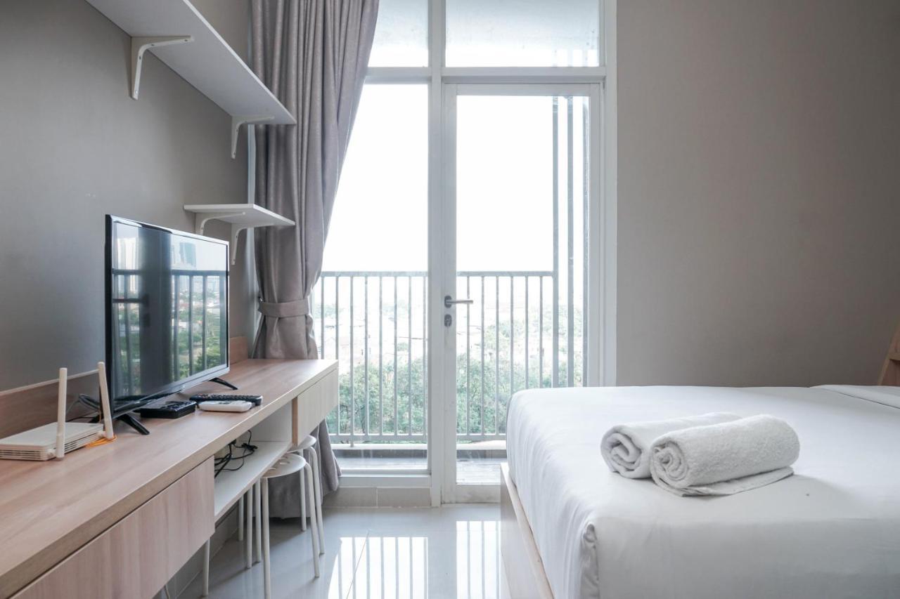 Apartemen Comfortable Design Ciputra International By Travelio
