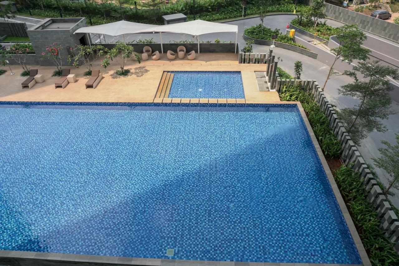 Apartemen Comfortable Design Ciputra International By Travelio *