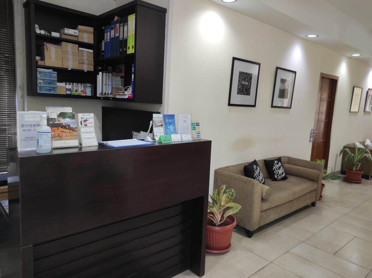 Jambuluwuk Blok M Guest house