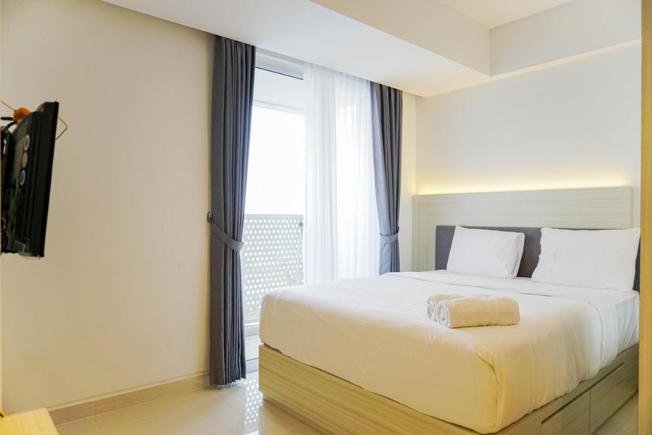Relax And Comfy With Pool View At West Vista By Travelio *