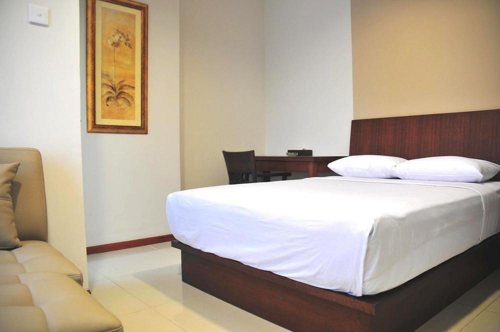 Hotel Capital O 1748 Thamrin Condotel 3*