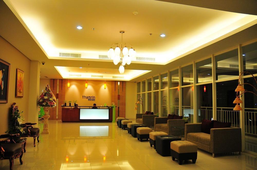 Capital O 1748 Thamrin Condotel