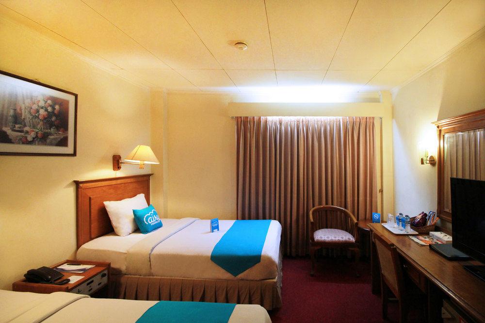 Collection O 7 Melawai Hotel