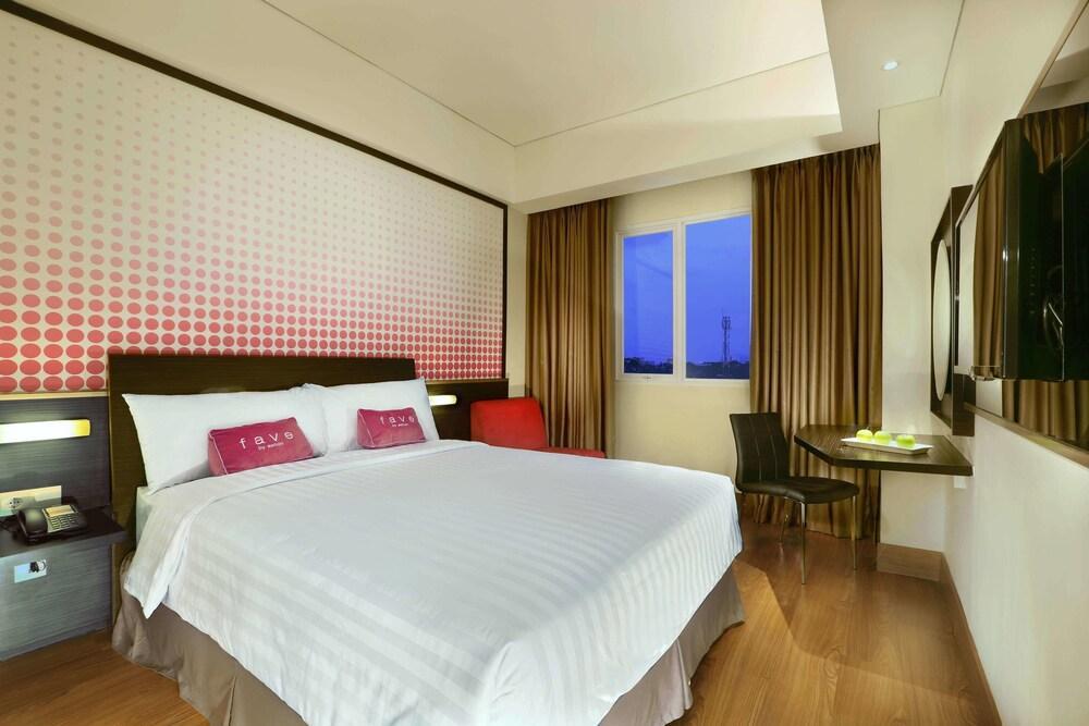 Hotel Brits Puri Indah Jakarta