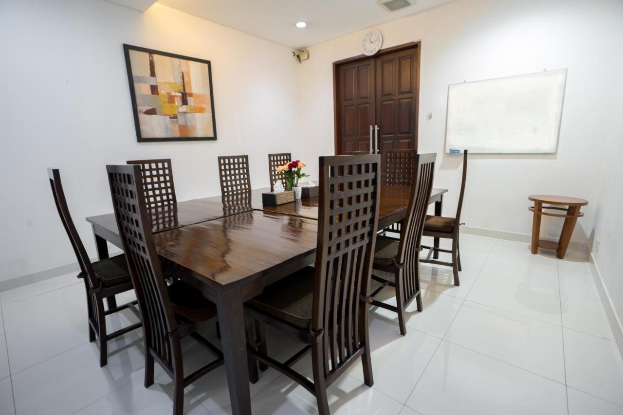 Wisma tamu Arcs House Menteng By Jambuluwuk 3*