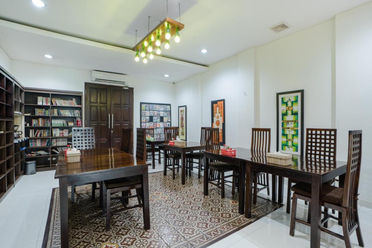 Arcs House Menteng By Jambuluwuk Wisma tamu