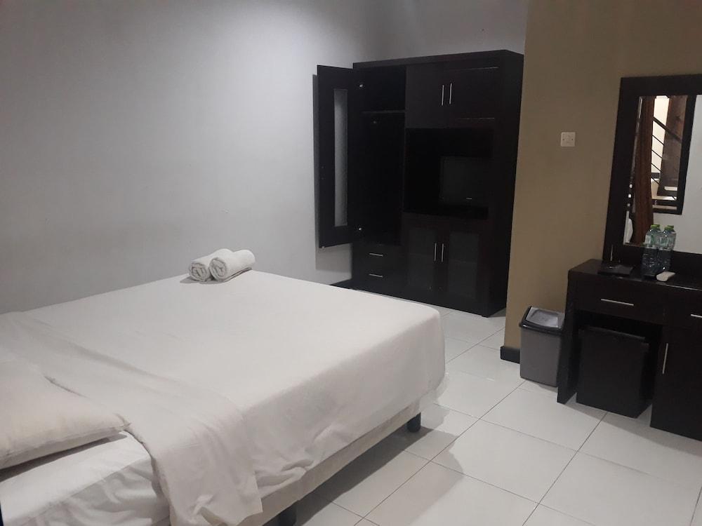 Safin Hotel