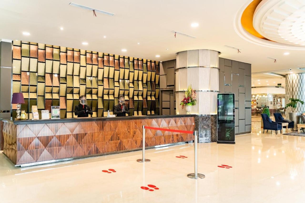 Hotel Grand Paragon