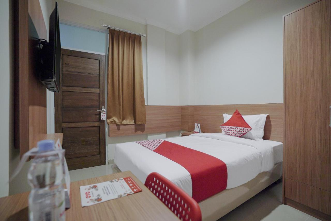 Oyo 415 The Kartini 8 Hotel Jakarta