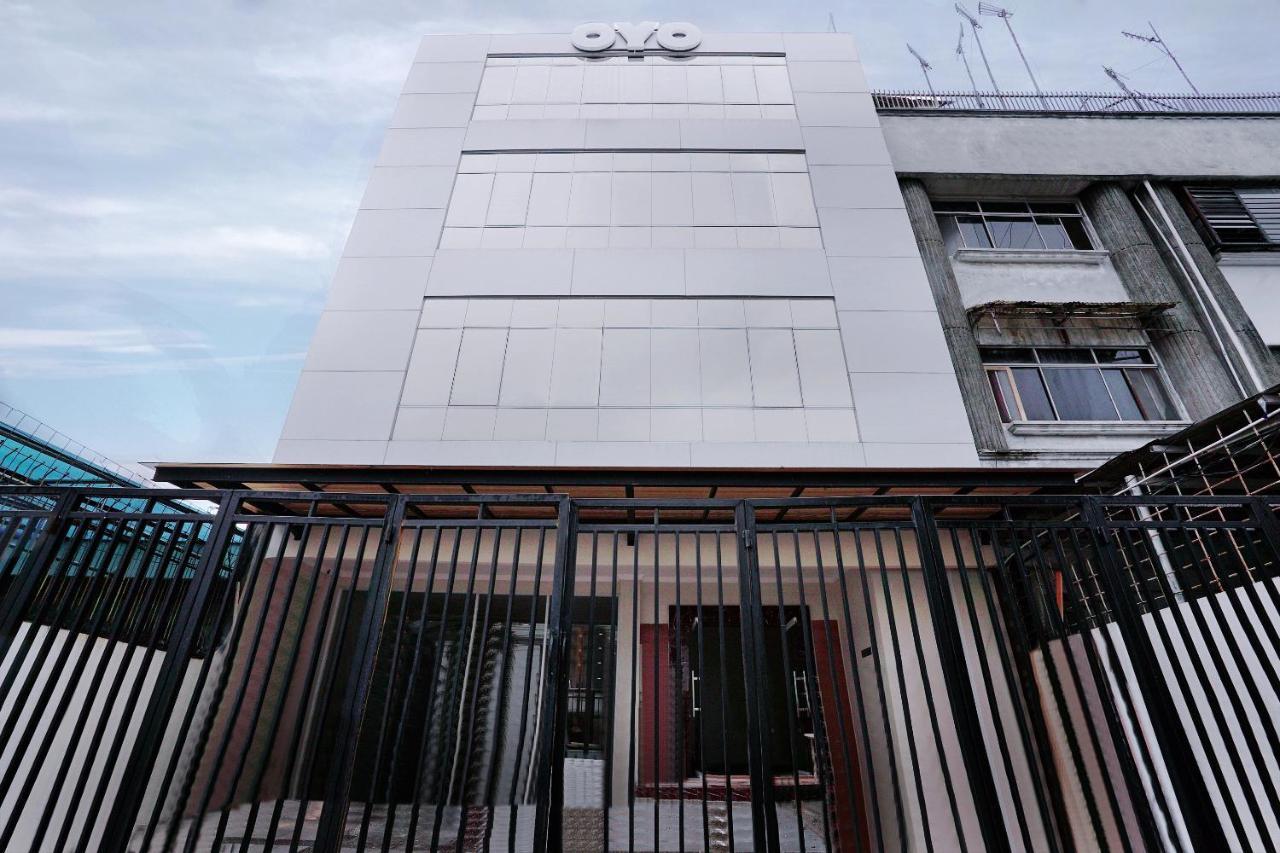 Hotel Oyo 415 The Kartini 8 Jakarta