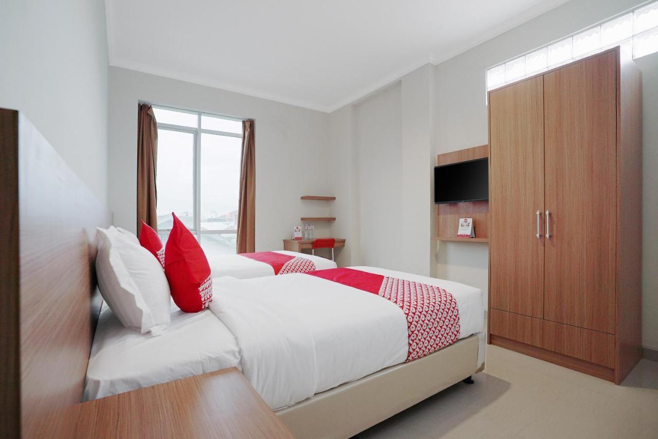 Hotel Oyo 415 The Kartini 8 Jakarta