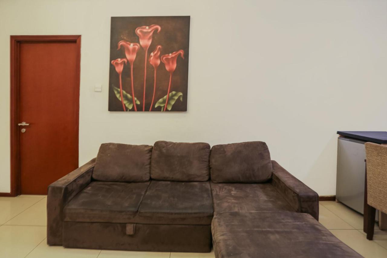Hotel Capital O 1748 Thamrin Condotel