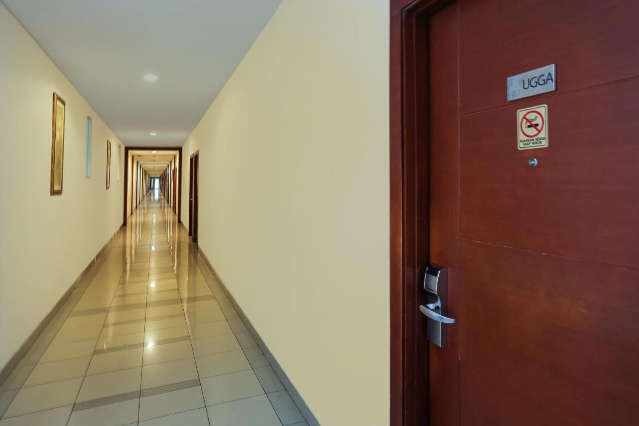Hotel Capital O 1748 Thamrin Condotel Jakarta