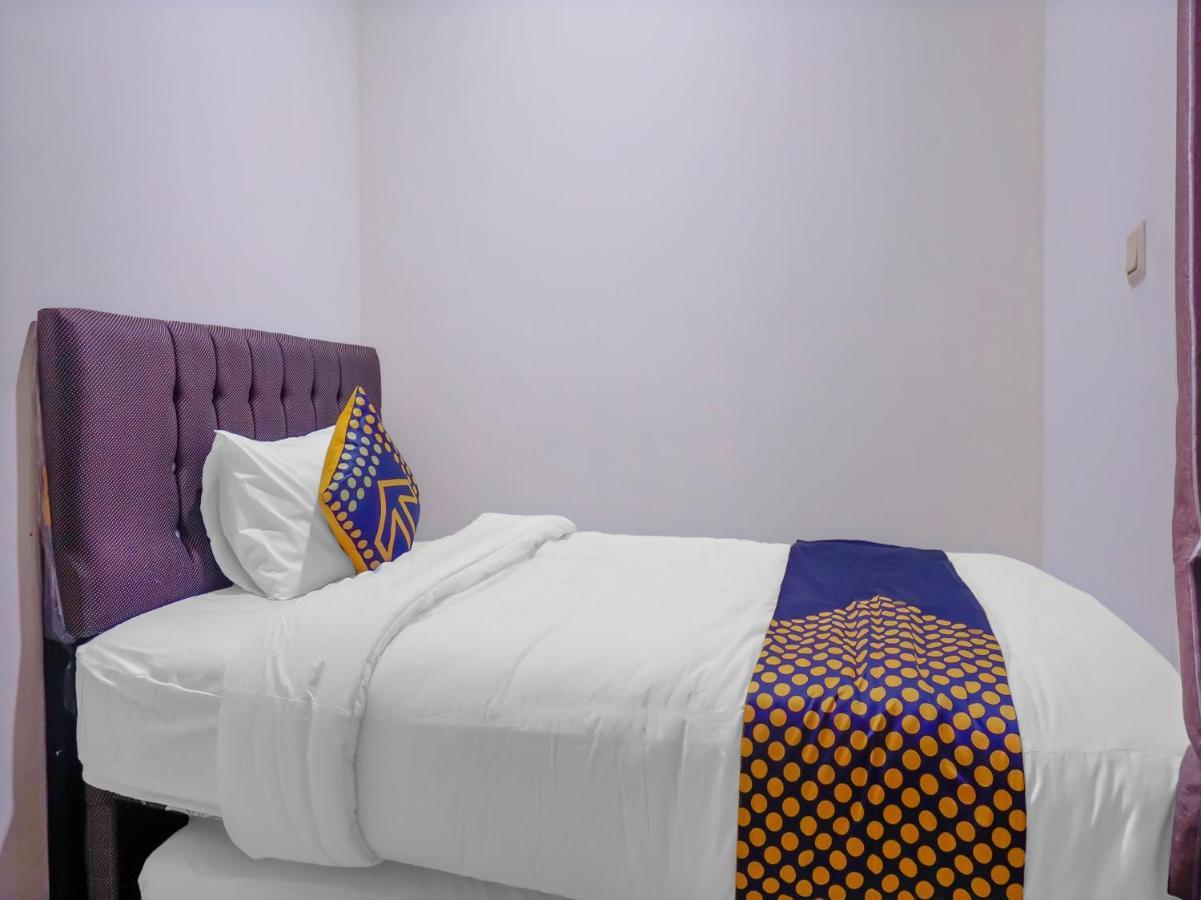 Hotel Spot On 3072 Madinah Syariah