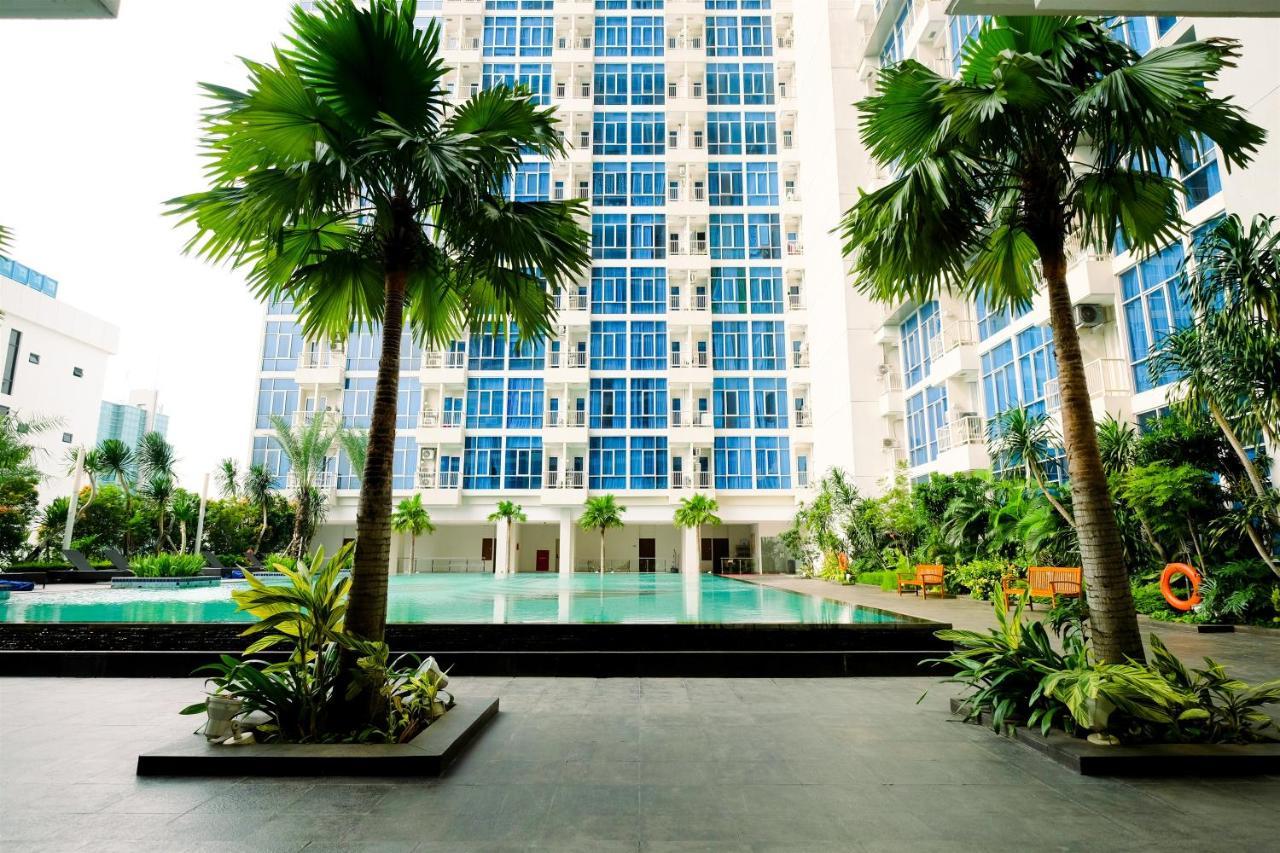 Location And New Furnished At Capitol Park By Travelio Apartment Jakarta
