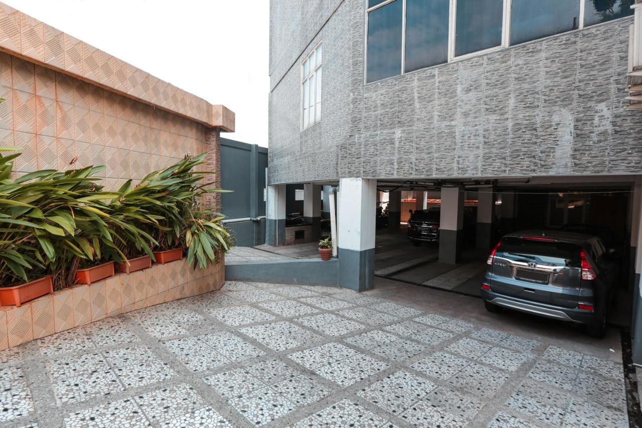 Hotel Oyo 3698 Koen View Jakarta