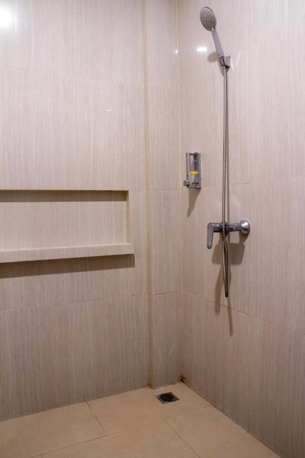 Hotel Adotel Jakarta