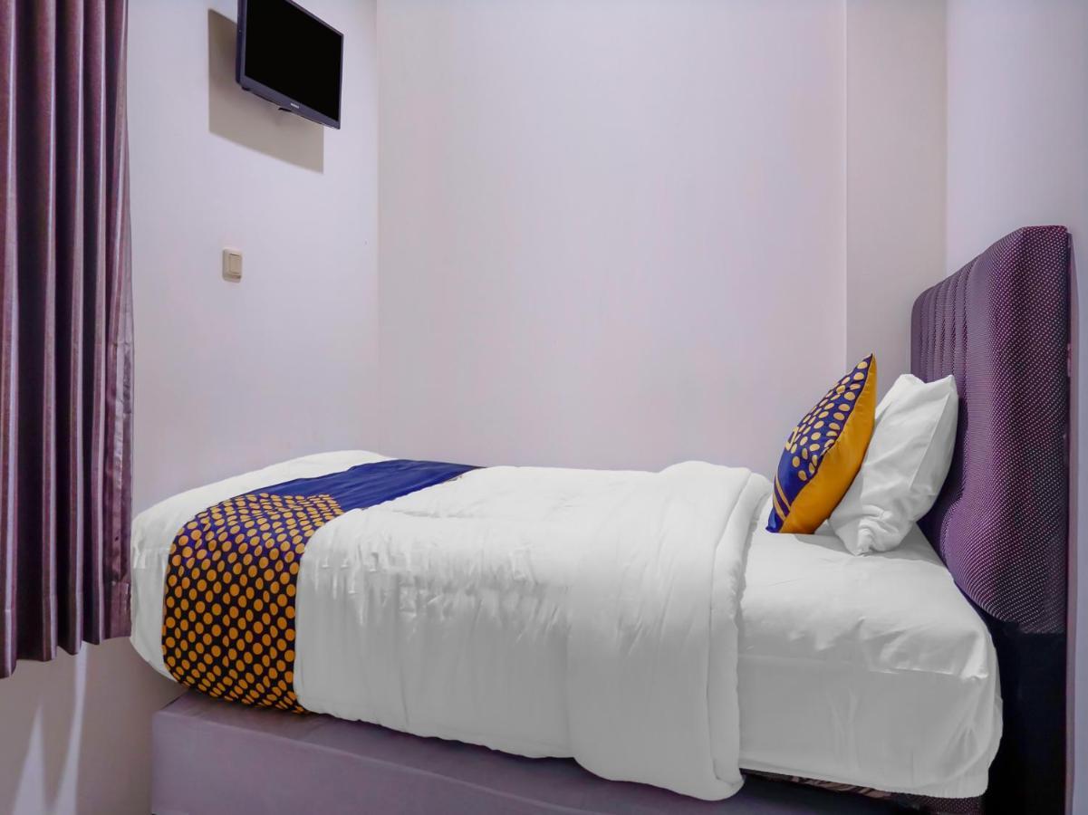 Hotel Spot On 3072 Madinah Syariah