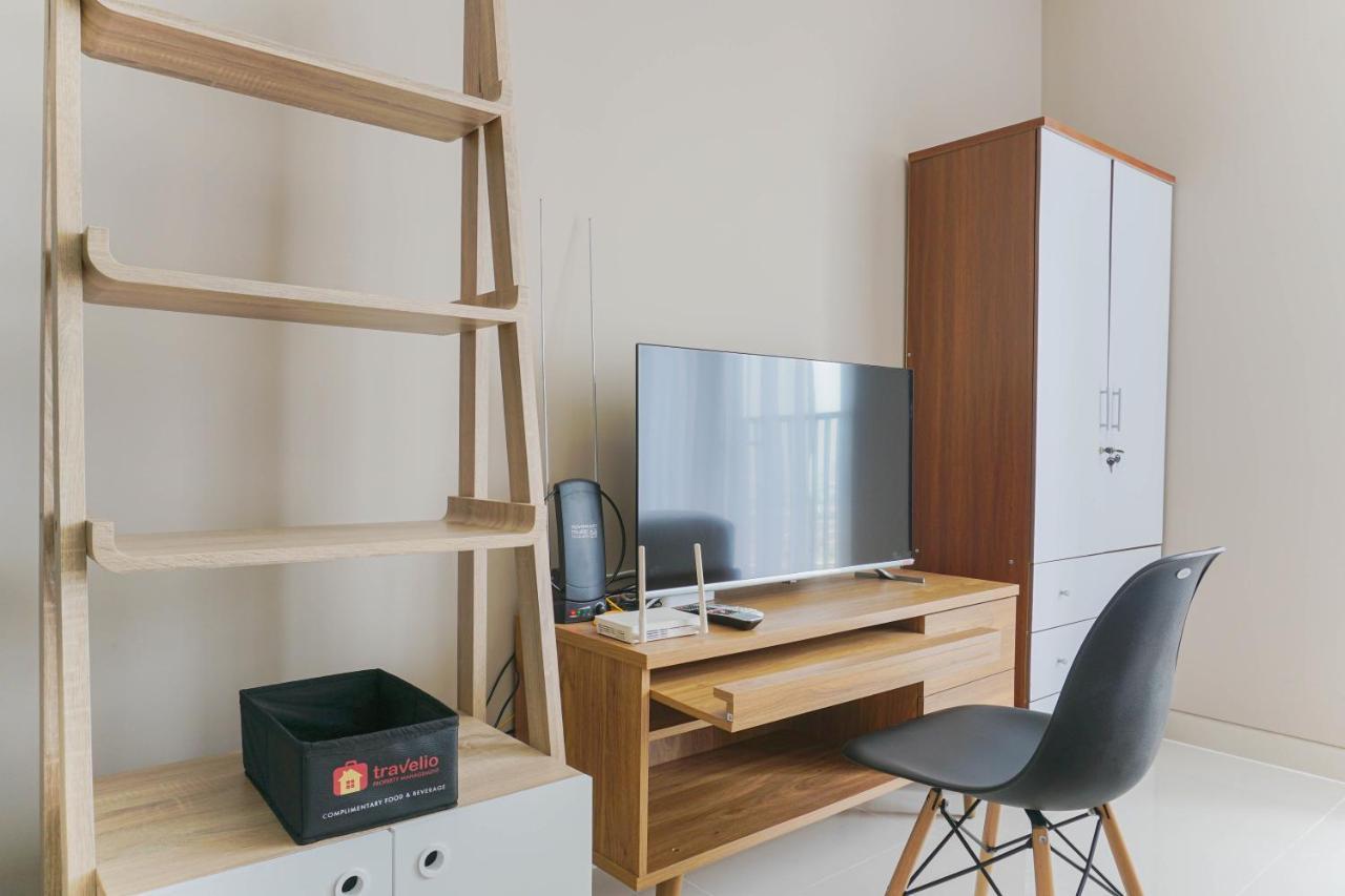 Apartment Wonderful Ciputra International By Travelio *