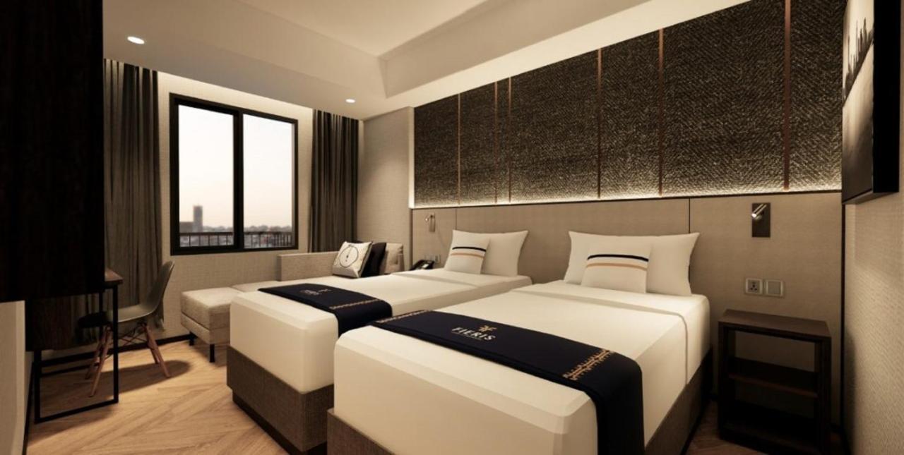 Fieris Hotel