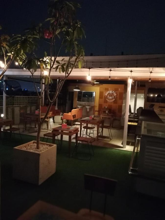 The Nyaman Motel *